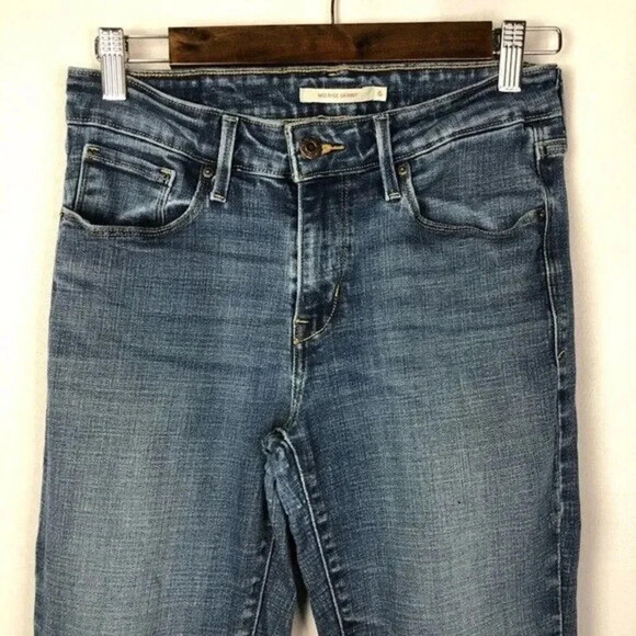 Levi's Medium Wash Mid Rise Skinny Jeans 6 - Picture 4 of 8